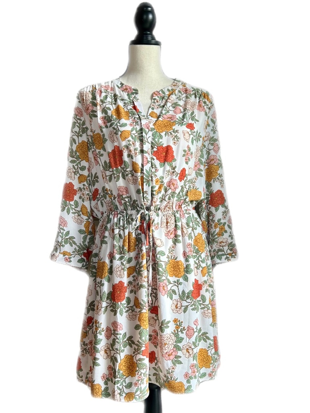 DR2 by DANIEL RAINN | 3/4 Sleeve Split Neck Dress